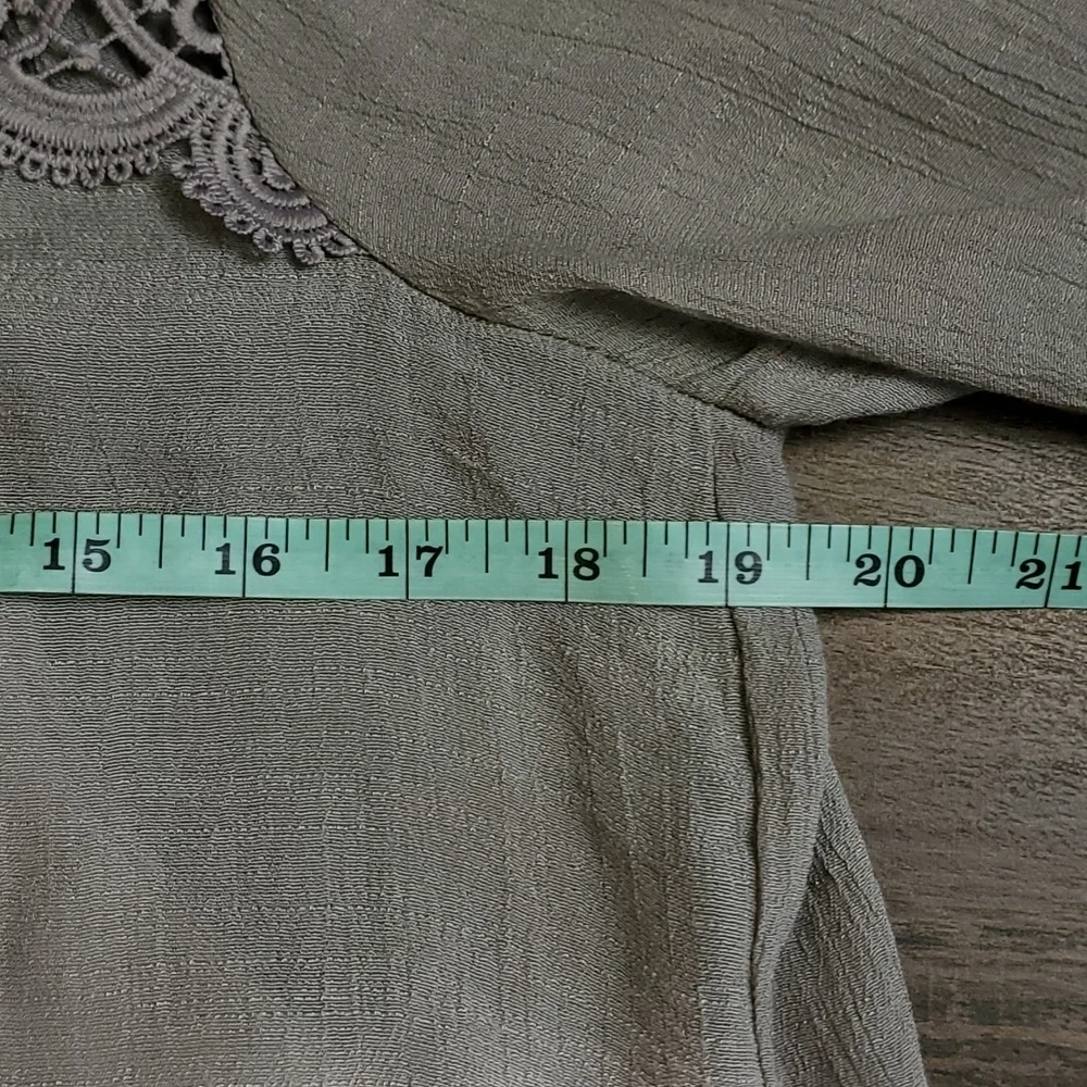 Fig & Flower Top - Size Medium.